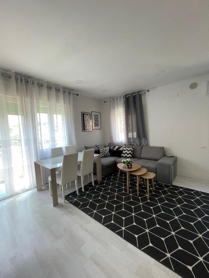 Casa Di Isabelle Venezia Apartment Mestre Exterior foto